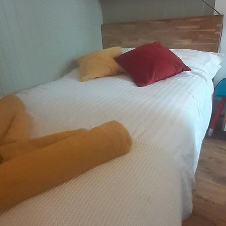 Vibrant & Eclectic 3 Bedroom Flat - Bedminster Bristol! Dış mekan fotoğraf