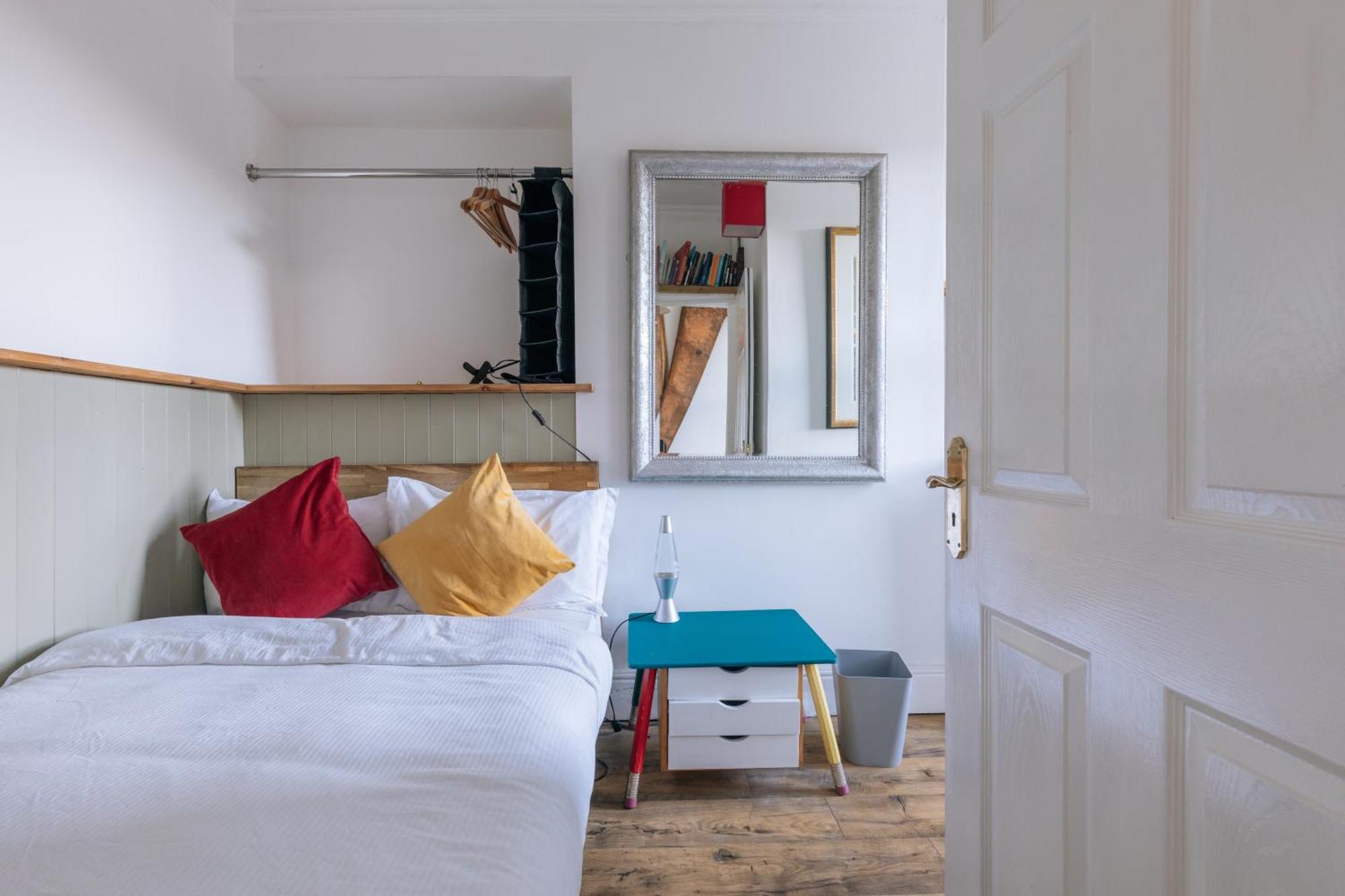 Vibrant & Eclectic 3 Bedroom Flat - Bedminster Bristol! Dış mekan fotoğraf