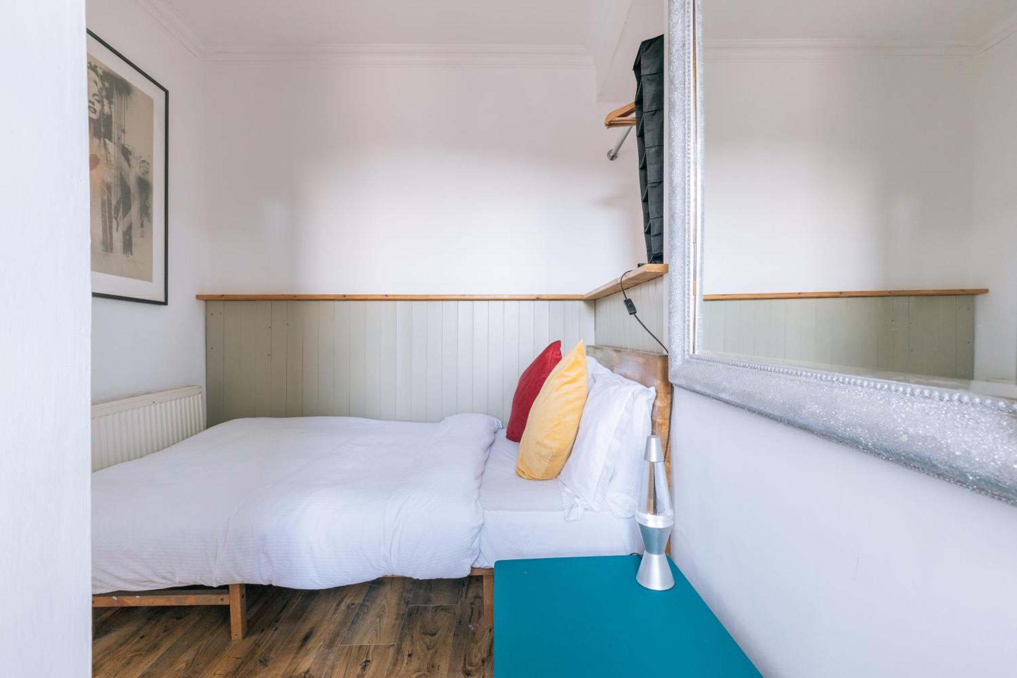 Vibrant & Eclectic 3 Bedroom Flat - Bedminster Bristol! Dış mekan fotoğraf