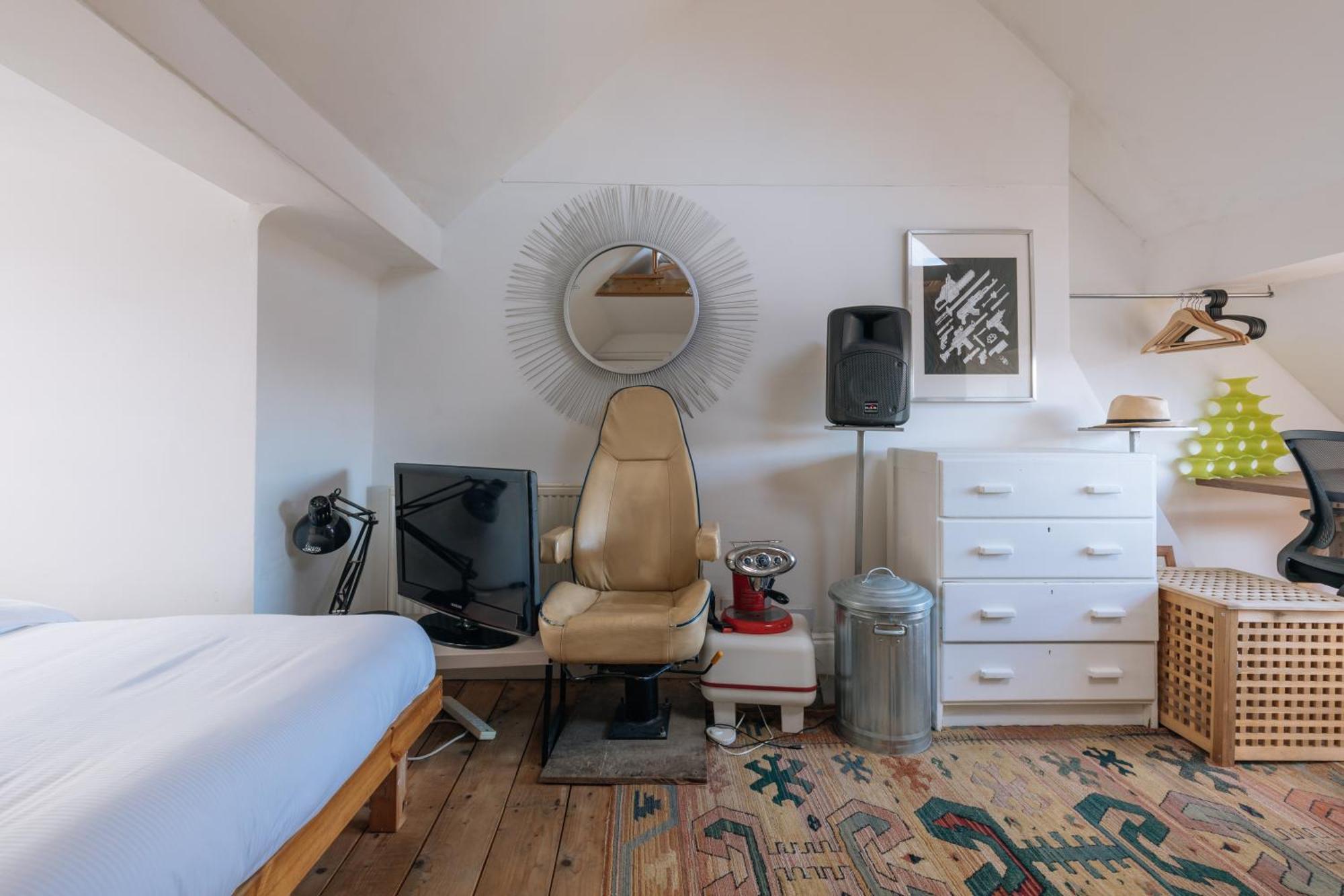 Vibrant & Eclectic 3 Bedroom Flat - Bedminster Bristol! Dış mekan fotoğraf
